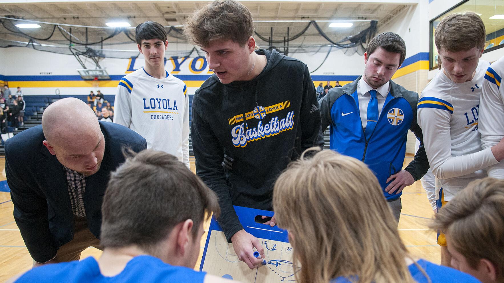 Loyola senior Kunz faces cancer challenge